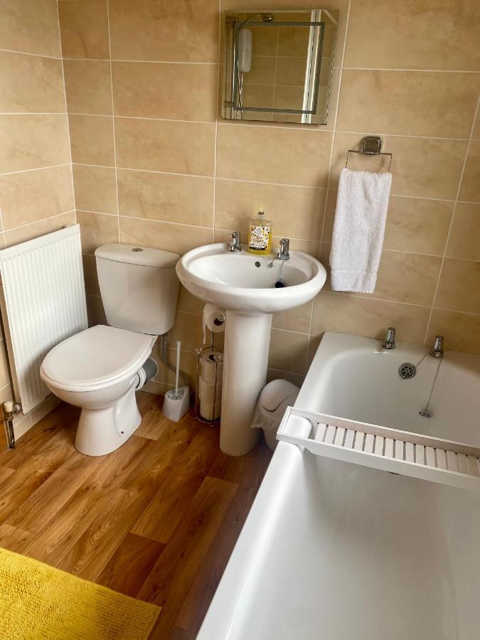 An Lar Villa Bellaghy Buitenkant foto